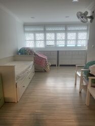 Hillside Terrace (D19), Terrace #557429741